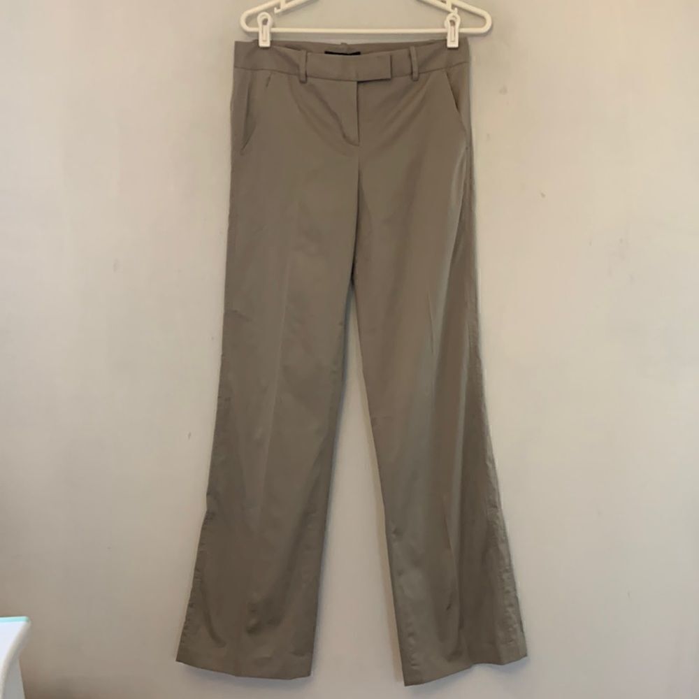 BCBGMAXAZRIA tan slim flare pants The Tuxedo Denise fit Size 6 NWT